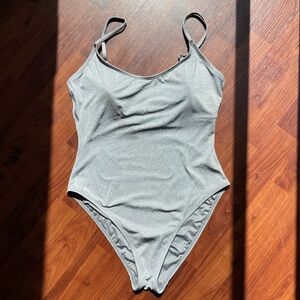 Andie Amalfi One piece swimsuit. Size Large.
